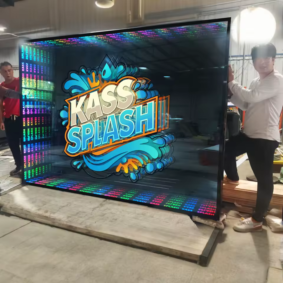 Insegna 3D a specchio infinito con logo personalizzato